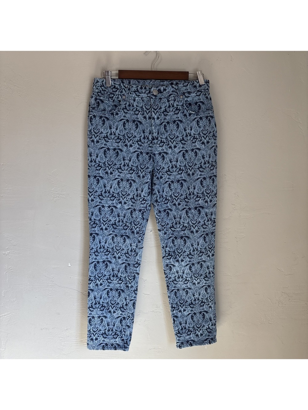 Chicos So Slimming Girlfriend Ankle Jeans Womens Size 0.5 Regular 6 Blue Paisley